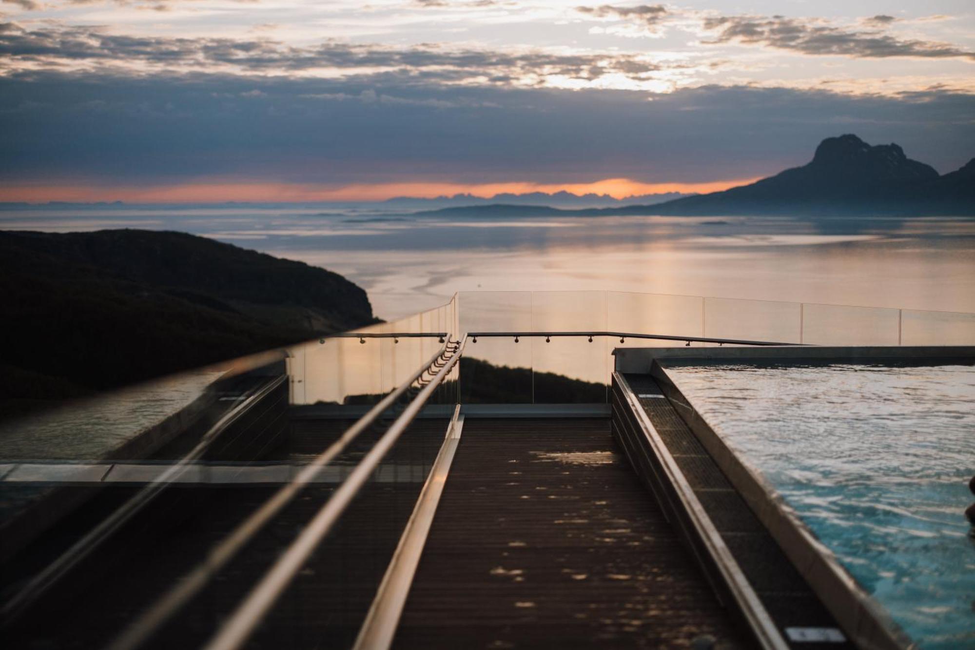 Wood Hotel Bodø Dış mekan fotoğraf